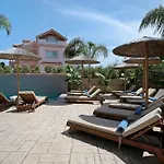 شقة Dionysia Two-bedroom House اليكاناس
